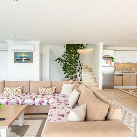 Eslem Villa Kas